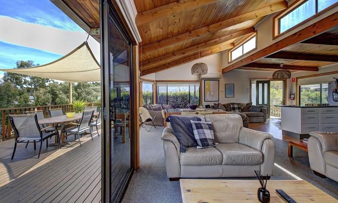 Coles Bay House | Dove on Freycinet