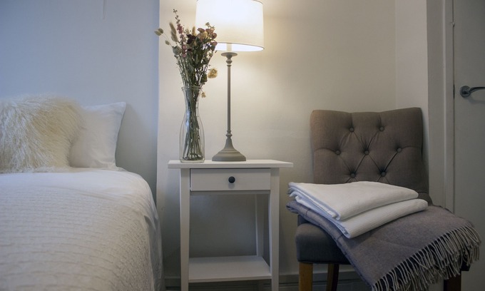Holywood House | Downshire Haven comfortable 2 double bed terrace