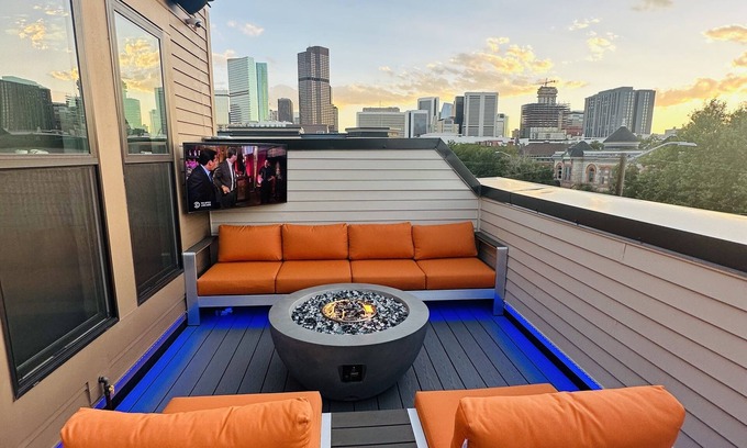 Five Points House | Downtown Denver Smart House