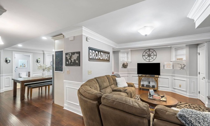 Federal Hill Condo | Downtown/Federal Hill on Broadway-walk everywhere!