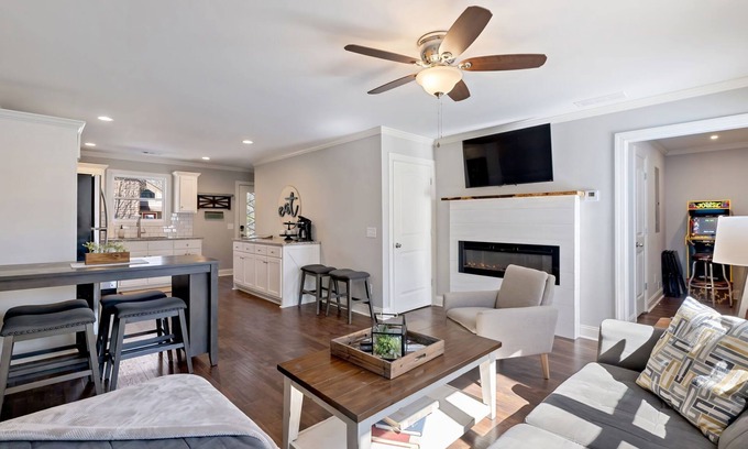 Helen House | ★ Downtown Helen Home ★ Serene Views + Charm ★