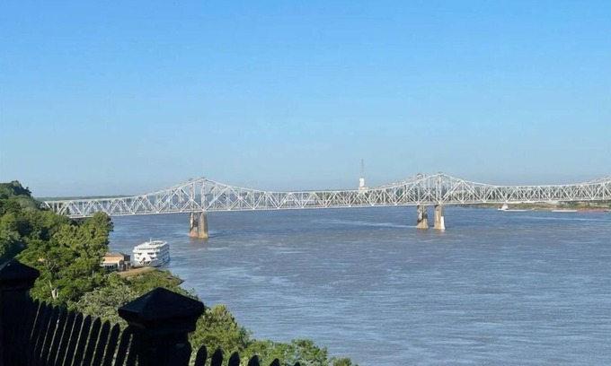 Natchez House | Downtown Natchez and pet friendly.