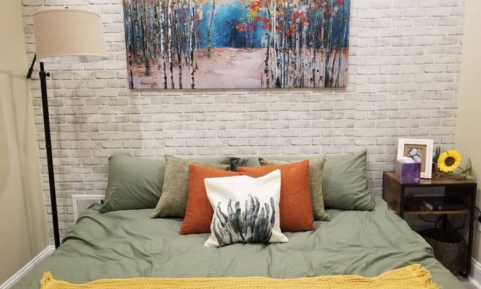 Old City Apartment | Downtown Philly 1BR with Stunning Views
