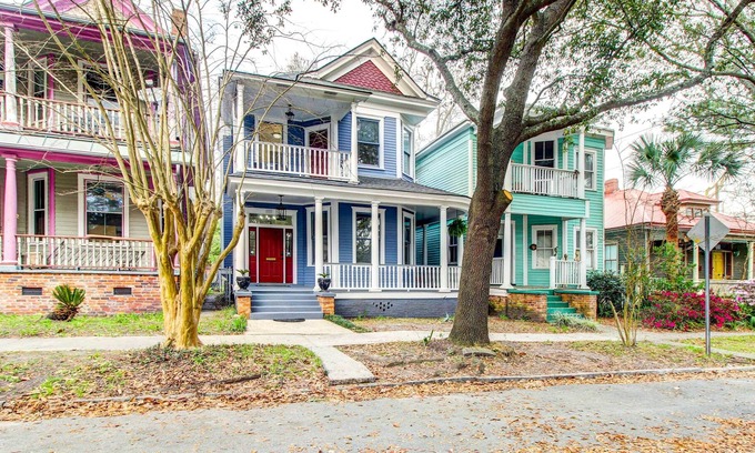 Dixon Park House | Downtown Savannah Home - 2 Mi to River St!
