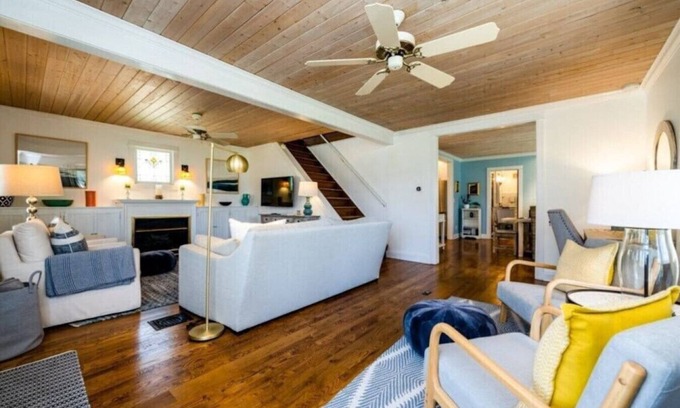 Sawyer House | Downtown Sawyer/Beach Getaway