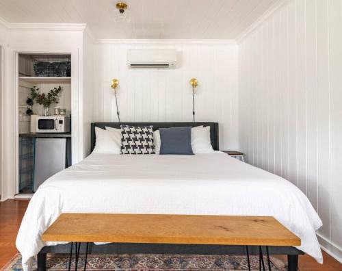 Wimberley Hotel | Downtown Studio 2 at Beer Ranch Project Inn