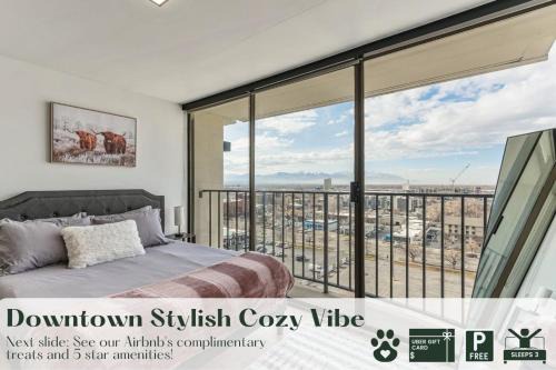 Downtown Salt Lake City Apartment | Downtown Stylish Cozy Vibe Work Area Free pkg Gym