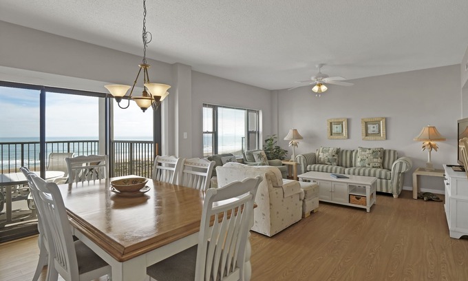 Shell Island Condo | DR 1405 - Beautiful oceanfront condo with tennis, pool and easy beach access