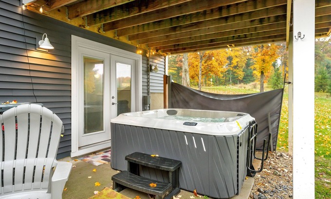 White Cloud House | Dragon House-By Hardy Dam-Hot Tub!