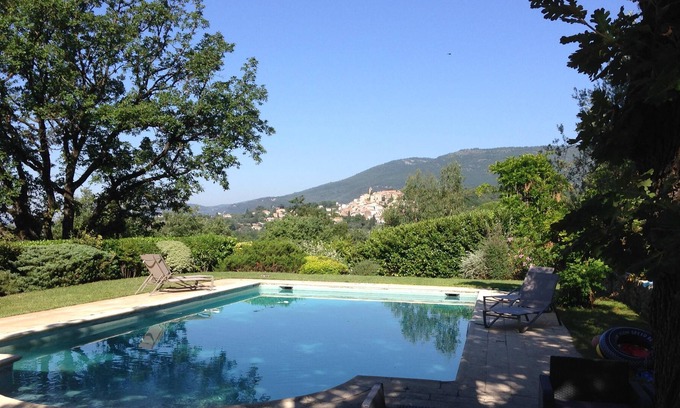 Chateauneuf-Grasse Villa | Dream villa near Opio golf course, from a unique point of view