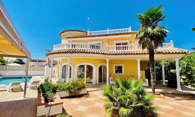 Els Poblets Villa | Dream villa Revoltes in Els Poblets-Denia-Alicante, 234m2 with large private pool