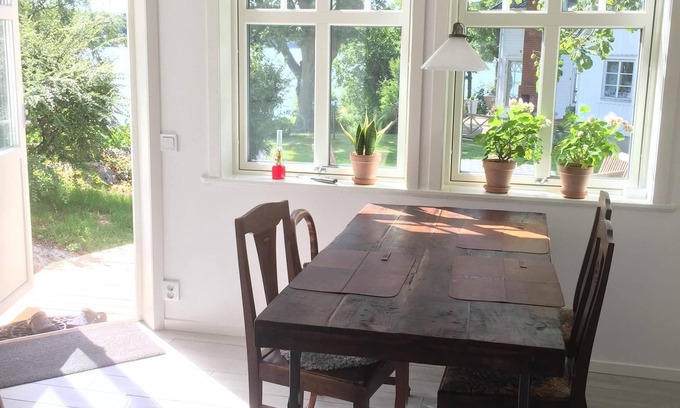 Lyckeby House | Dreamlike Holiday Home on Verkö, Karlskrona. Boat for anglers Linder 460 ARKIP