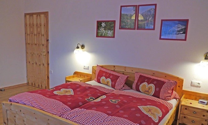 Maitschern Apartment | Dreibettzimmer, Dusche, WC - Haus Moser