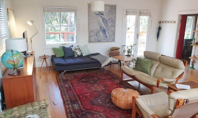 Walkerville Cottage | Driftwood Coastal Cottage.WoodFire.Linen.Perfect base for Wilson's Prom