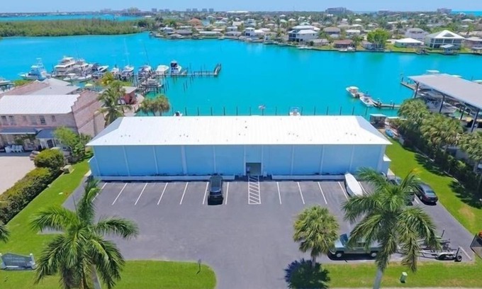 Isles of Capri Condo | Driftwood Landing (1-Bedroom Condo) with Pool by RedAwning