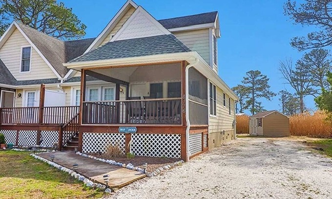 Chincoteague House | Drop Anchor-Beautiful Home, Quiet Neighborhood, Close to Tom's Cove
