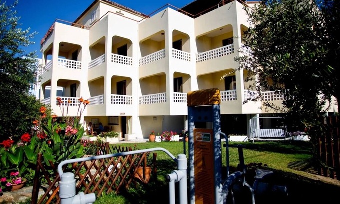 Mavrovouni Apartment | Drossia # 11 - Studio Apartment, Sleeps 2