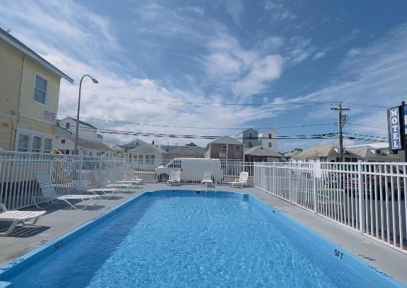 Seaside Heights Hotel | Dry Dock Motel