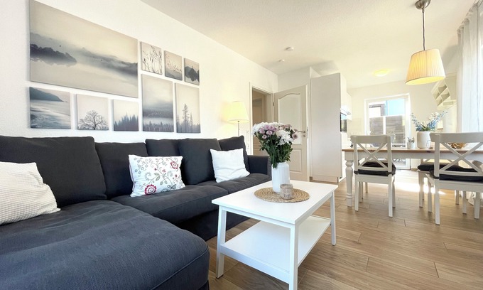 Duhnen Apartment | DS2 - Nordic-style vacation apartment close to the beach for up to 4 people