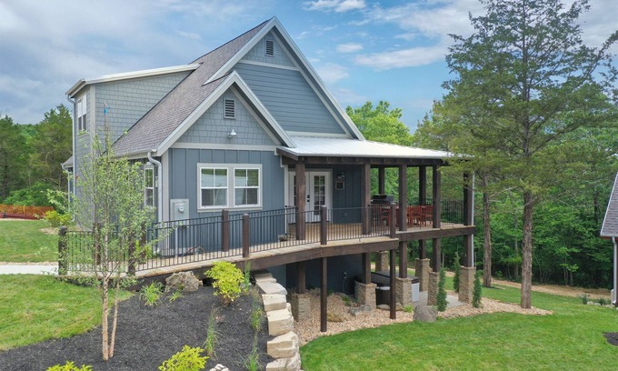 Kimberling City Cabin | Dual Masters, Game Room, Hot Tub, ADA access #5