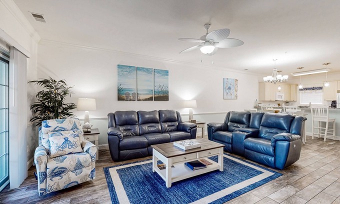 Central Myrtle Beach Condo | Dual-suite Magnolia Pointe condo with golf, pools, and screened patio