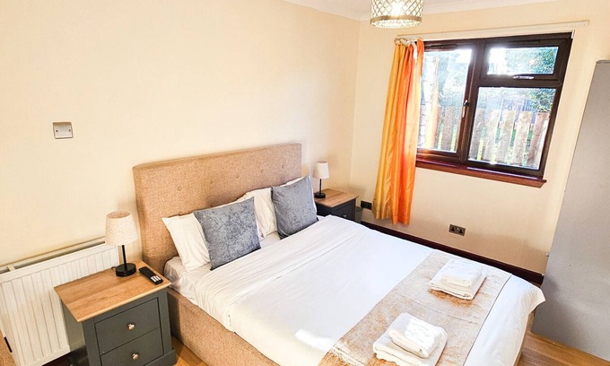 Bingham Bed & Breakfast | Duddingston Guest House - Room 2