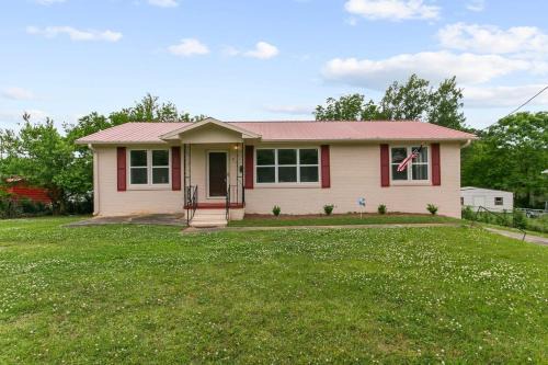 Birmingham House | Dugan Ave Dugout - Unit A