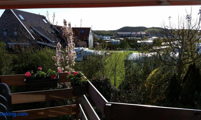 Westkapelle Apartment | Duinzicht 6 Bed By The Sea