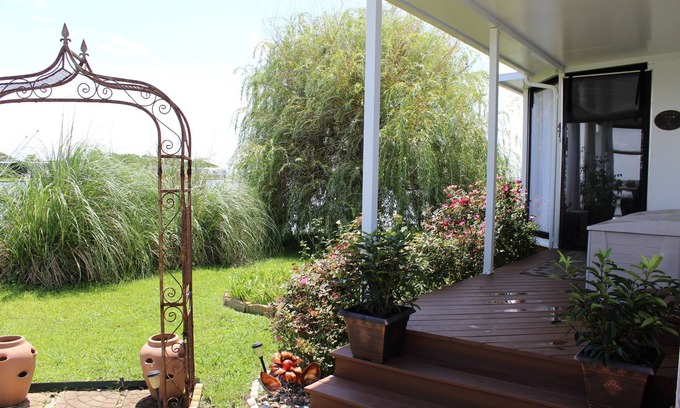 Sandbridge Cottage | DUN e NUF COTTAGE @ SANDBRIDGE BEACH ENJOY THE AMAZING SUNSETS IN PARADISE