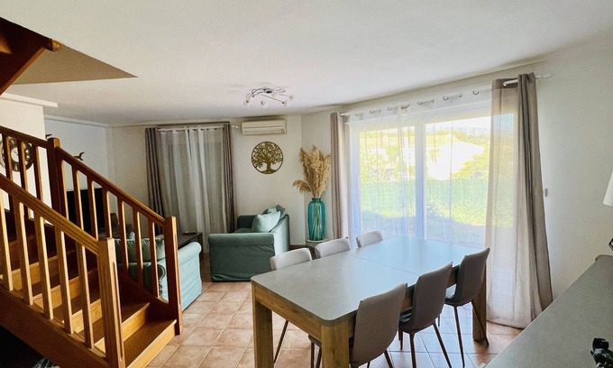 La Faviere Condo | Duplex 8 Personnes Proche de la mer à Bormes-les-mimosas