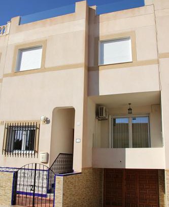 Carboneras House | Duplex Antonio Machado