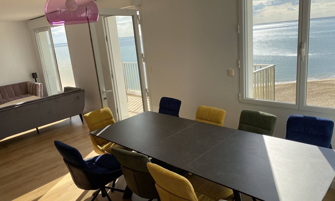 Pornichet Apartment | Duplex facing the sea with all comfort on the beach/tennis