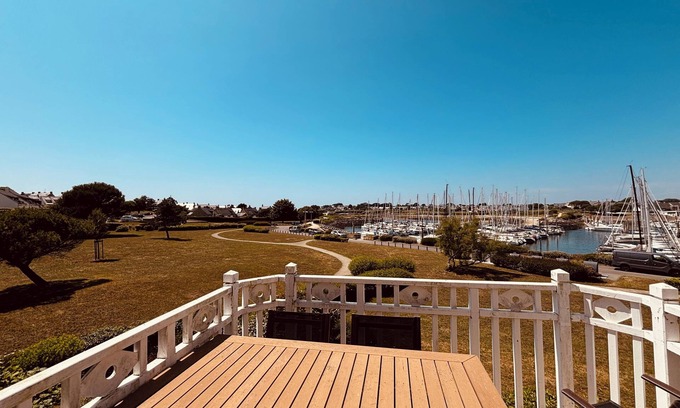 Arzon Apartment | Duplex for 4 overlooking the port of Crouesty