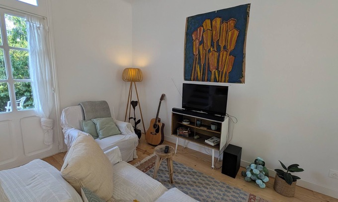 Hendaye Apartment | Duplex for 4 with garden 2 minutes from Bidassoa, near Hendaye station.