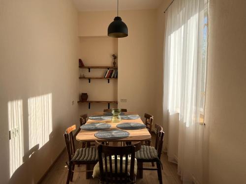 Arinj Apartment | Duplex in Arinj