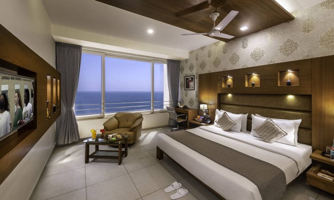 Dwarka Hotel | Dwarikadish Lords Eco Inn Dwarika