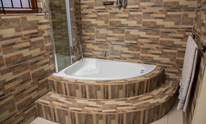 Durban North Bed & Breakfast | DYNA GUEST HOUSE