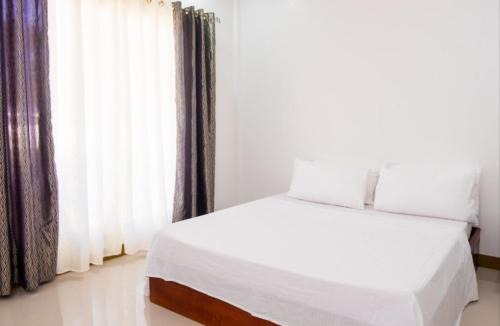 Dumaguete Apartment | E and C tourist inn