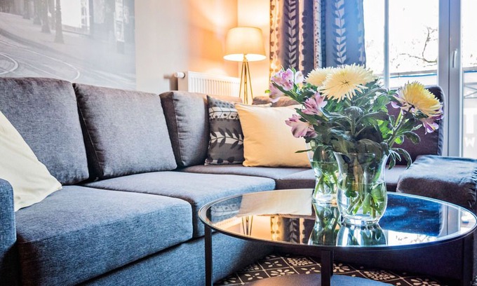 Jezyce Apartment | E-Apartamenty Kościelna 30