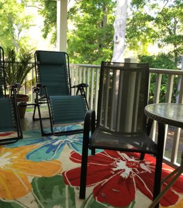 Demere Park Apartment | E12 Awesome renovation, comfy well stocked kitchen make some memories!
