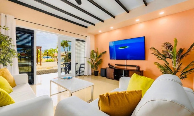 Oranjestad-West Apartment | Eagle Beach Aruba Breeze Condominium Melon