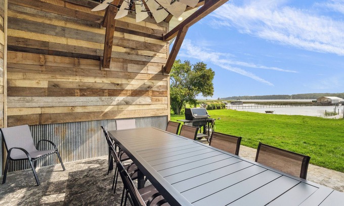 Osakis House | "Eagle View Cabin" on Lake Osakis- 5 bed 2 bath- Lake Access