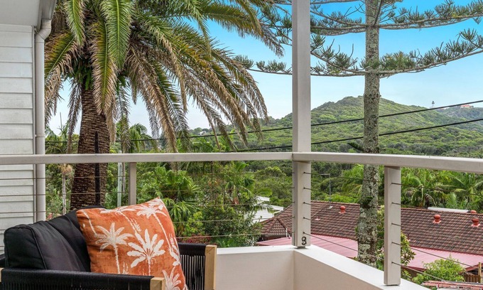 Byron Bay Apartment | EAST COAST ESCAPES | Lighthouse Studio