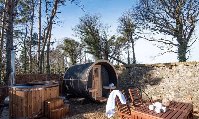 Belford Cottage | East Lodge, Home Farm - holiday home that sleeps 5 guests in 2 bedrooms