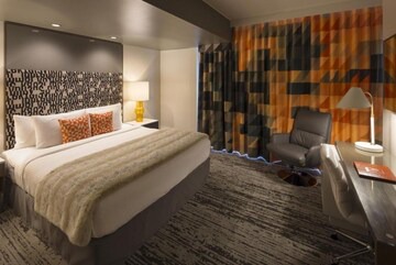 Lloyd District Hotel | Eastlund 3 x 1 King in Portland