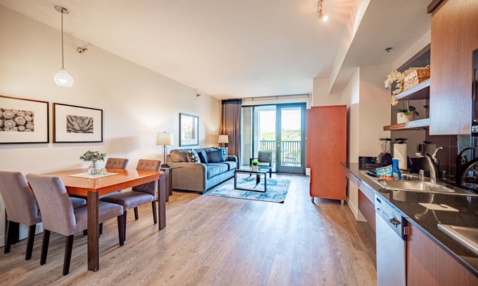 Lake Las Vegas Condo | Easy Access Suite with Lake Views!