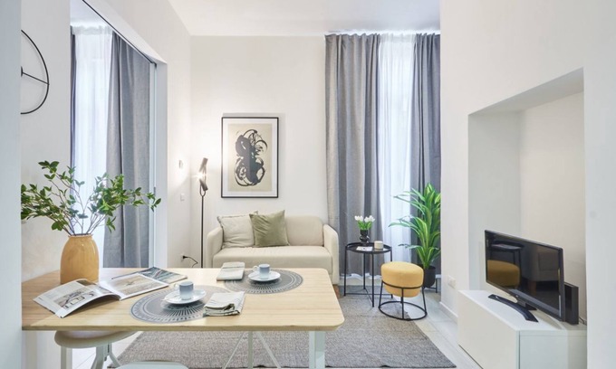 Porta Nuova Apartment | Easylife - Elegant minimal apartment with botanical touches