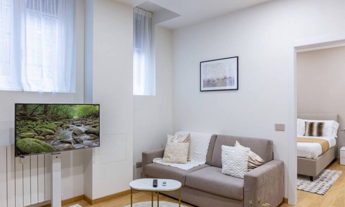 Porta Nuova Apartment | Easylife - Modern and sophisticated two-room apartment in the Porta Venezia