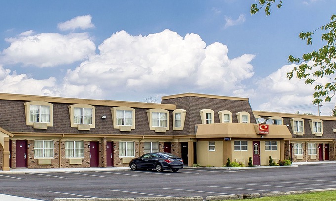 Worthington Hotel | Econo Lodge Worthington