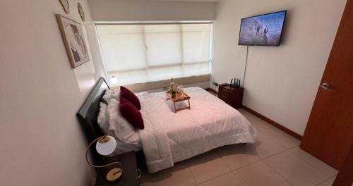 Simon Bolivar Apartment | Ecusuites TorreSol I Parking Trade Center - Gye Airport